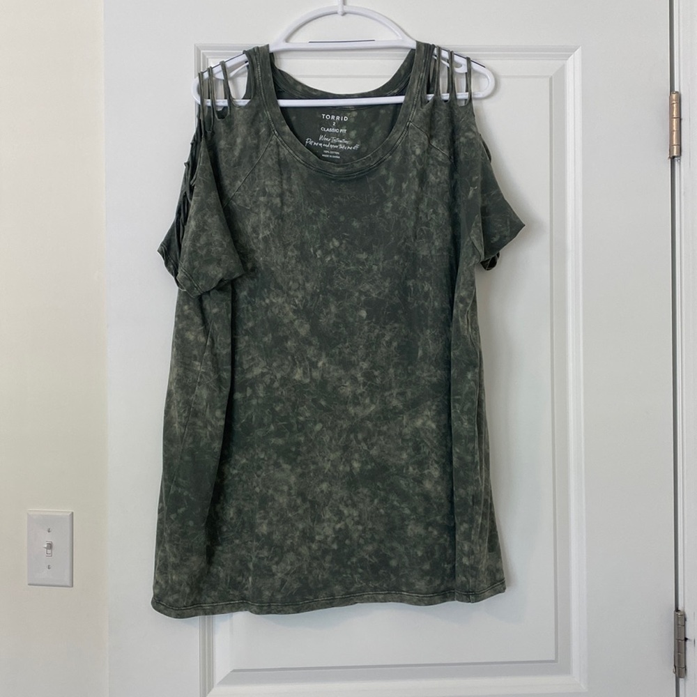 T-shirt